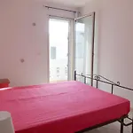 Primo Piano A Pochi Passi Dalla Solaris Due 度假居